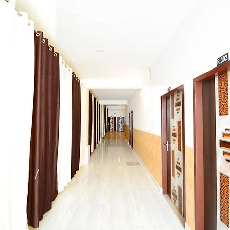 Hotel O Park View Bhiwāni Exterior foto
