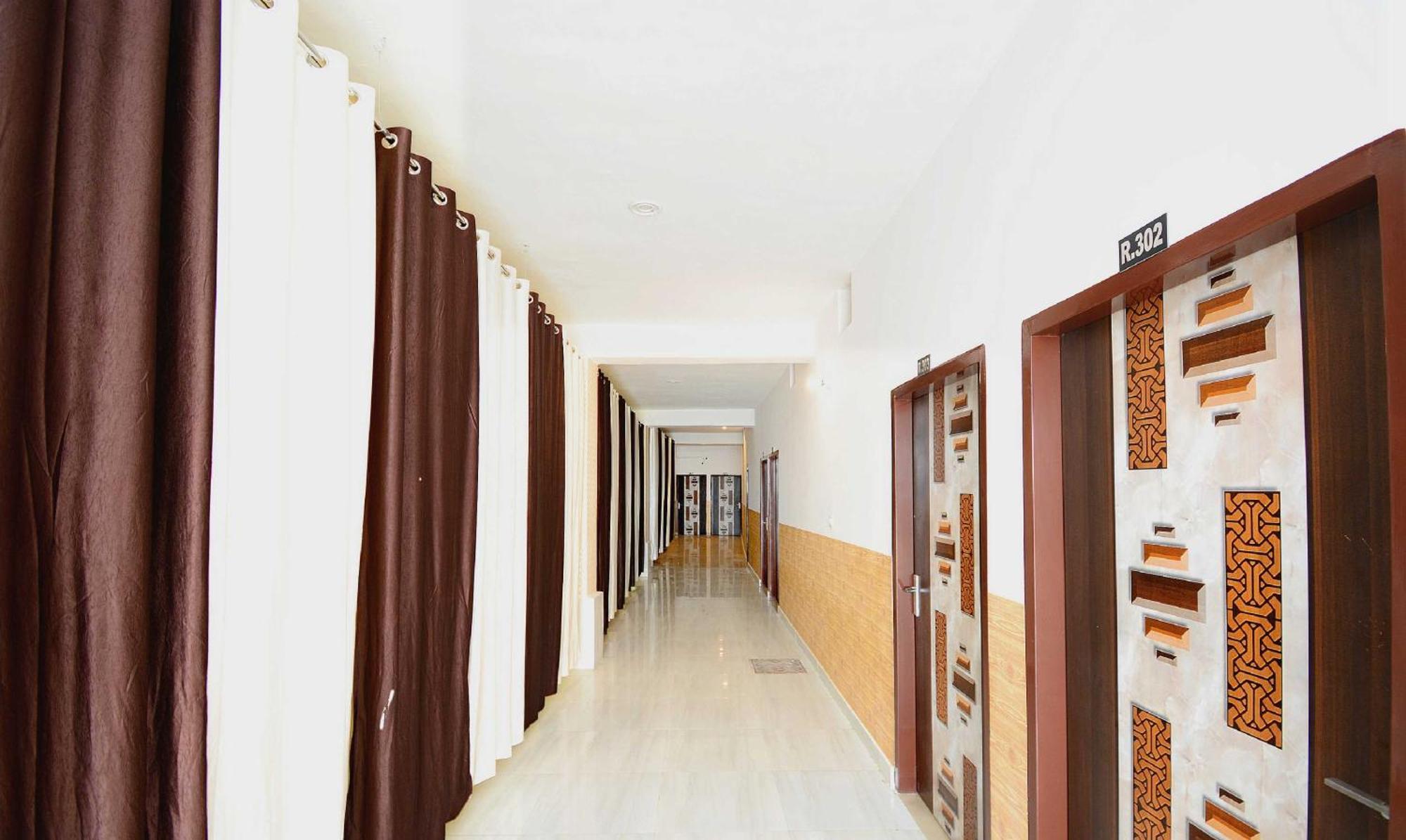 Hotel O Park View Bhiwāni Exterior foto
